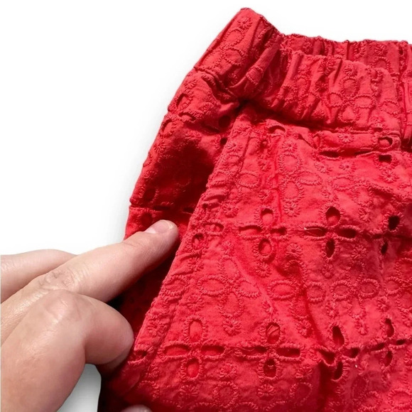 Hanna Andersson | Girls’ Red Eyelet Shorts (6-7 yrs) ❤️ - Picture 2 of 5